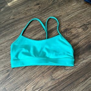 Flow Y Nulu Bra (Lululemon)